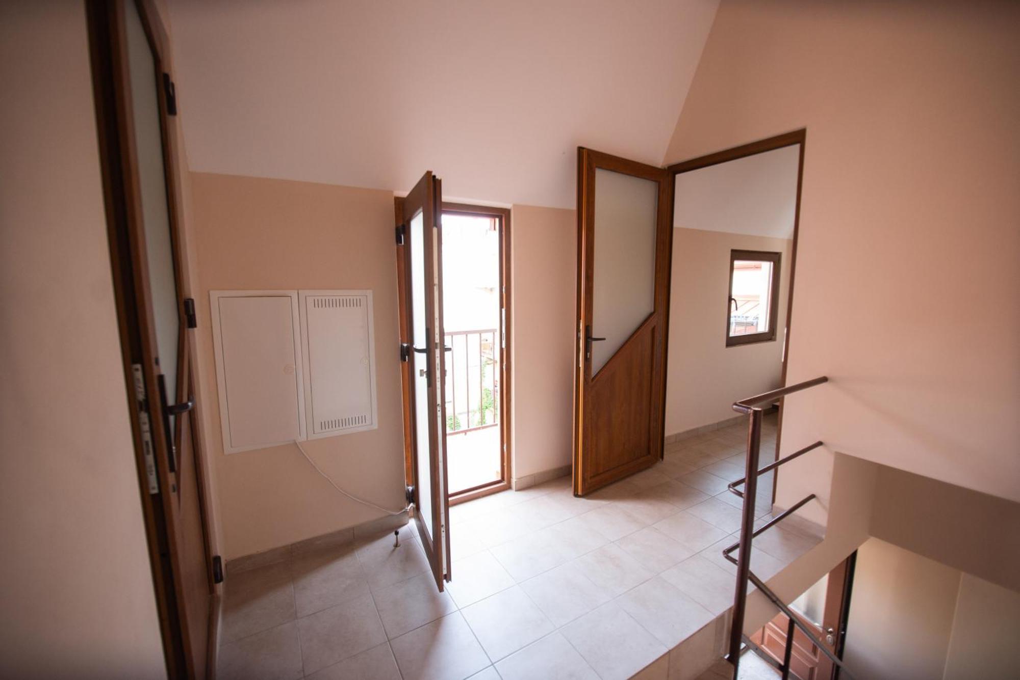 לבוב Apart Yaroslava Osmomysla 9 Square - City Center מראה חיצוני תמונה