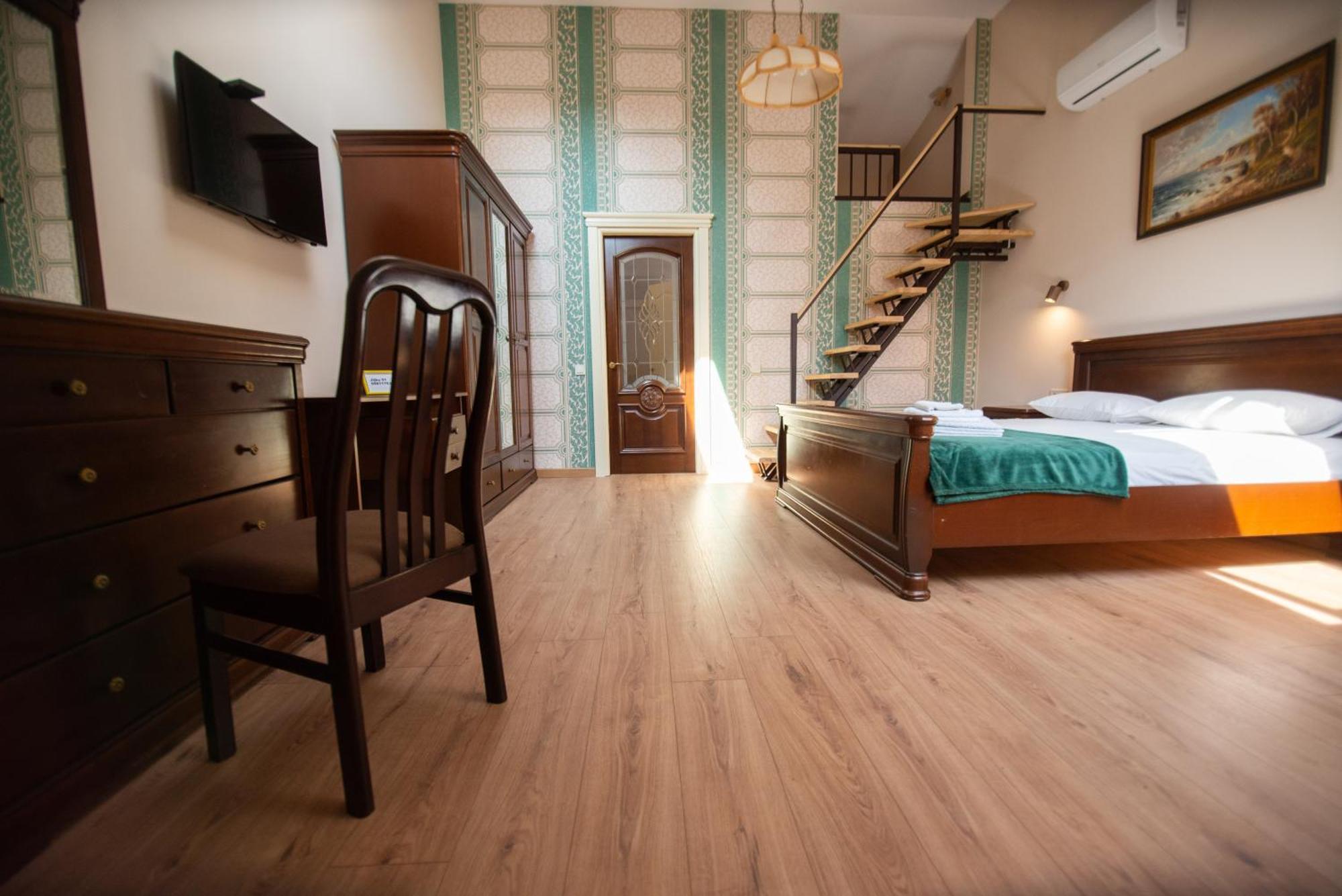 לבוב Apart Yaroslava Osmomysla 9 Square - City Center מראה חיצוני תמונה