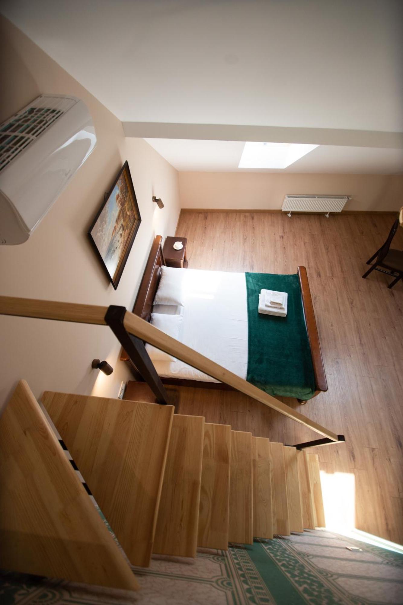 לבוב Apart Yaroslava Osmomysla 9 Square - City Center מראה חיצוני תמונה