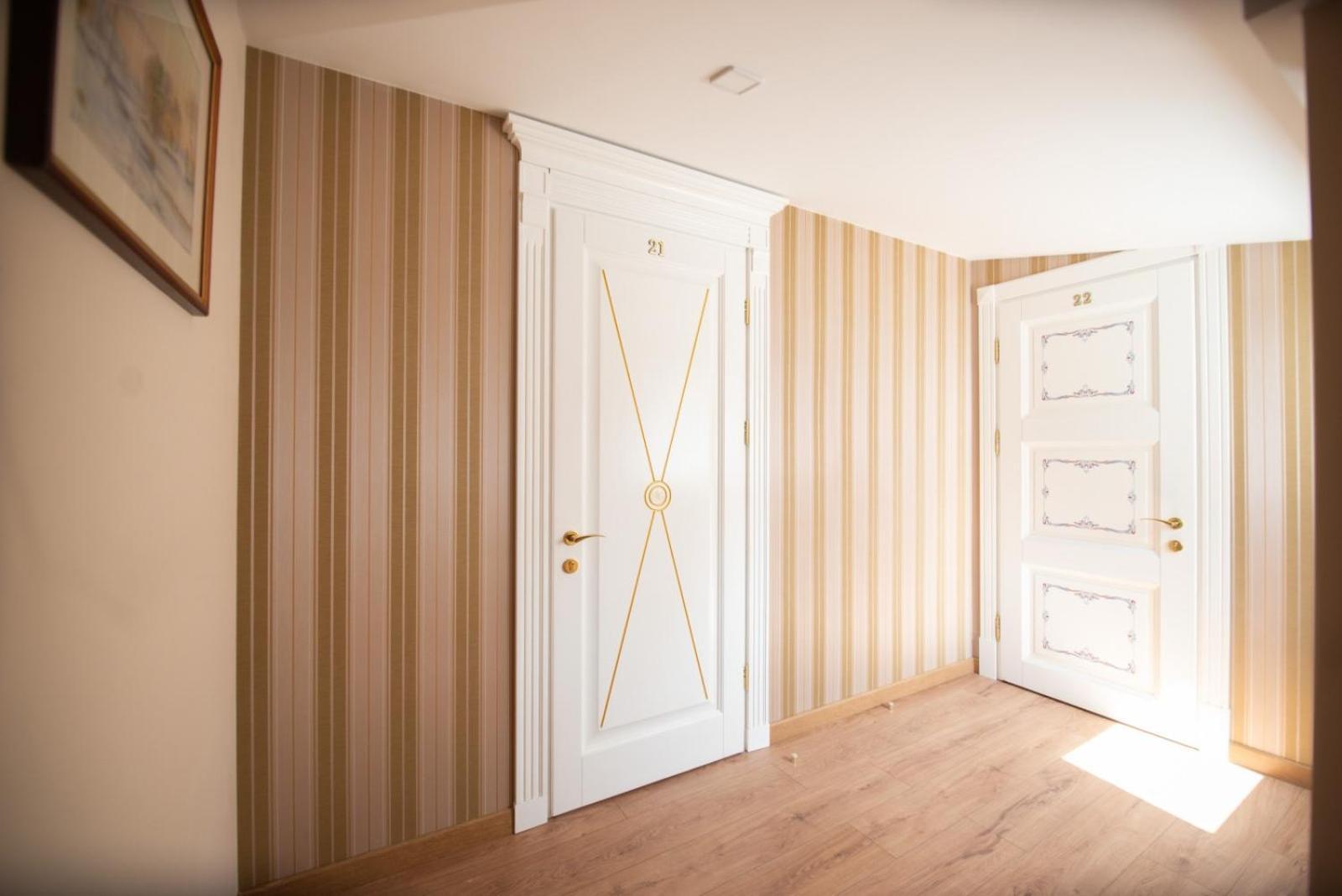 לבוב Apart Yaroslava Osmomysla 9 Square - City Center חדר תמונה